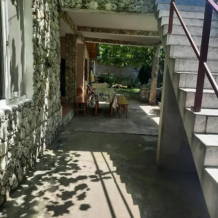 Guest house Casa Dragos